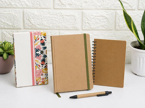 Bespoke-Custom-Sized-Notebooks
